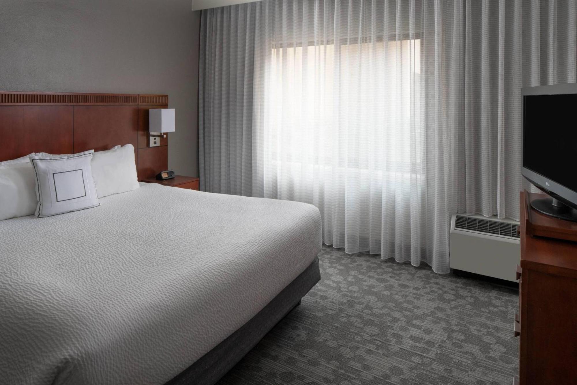 Courtyard By Marriott Jacksonville At The Mayo Clinic Campus/Beaches Dış mekan fotoğraf