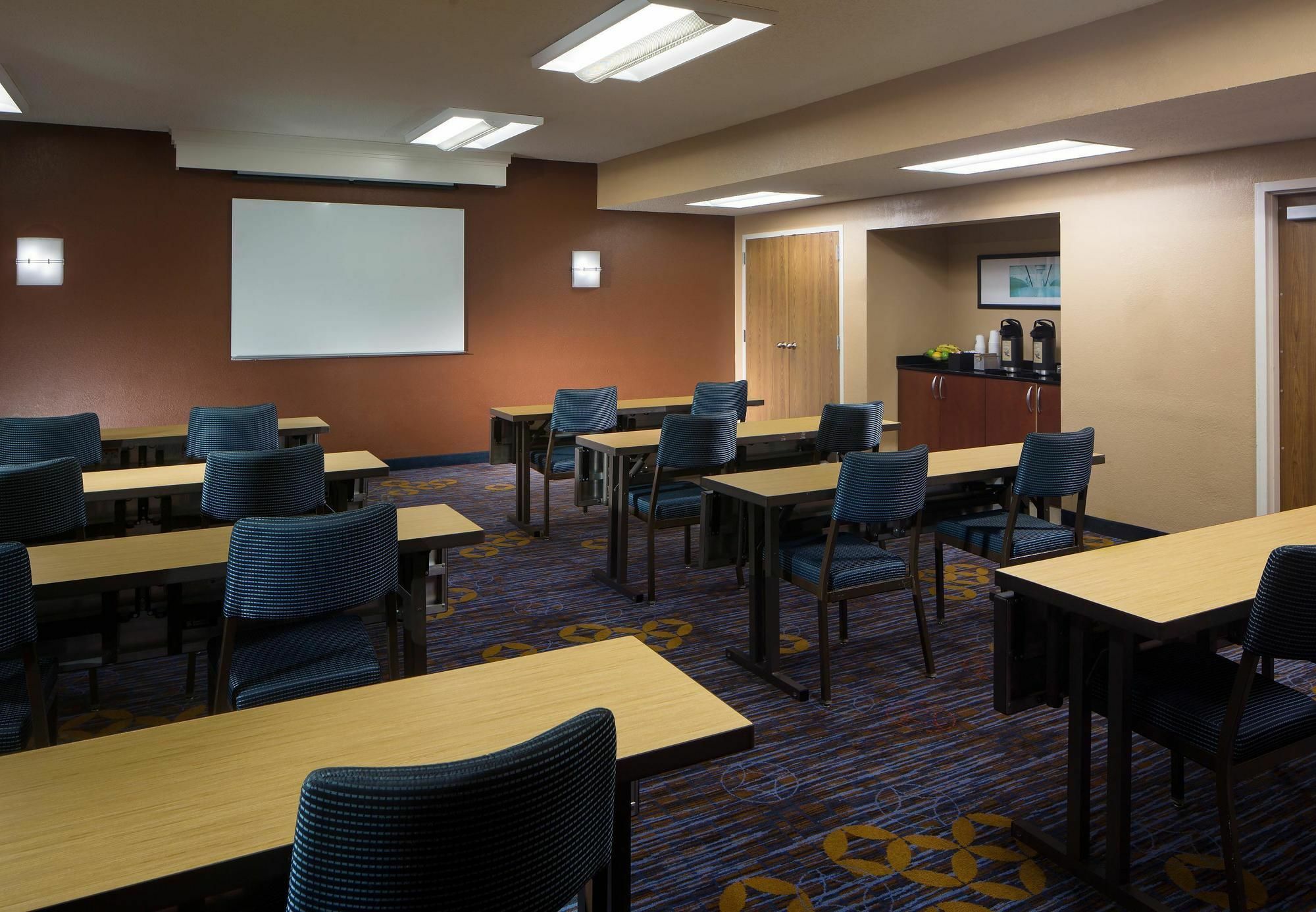 Courtyard By Marriott Jacksonville At The Mayo Clinic Campus/Beaches Dış mekan fotoğraf